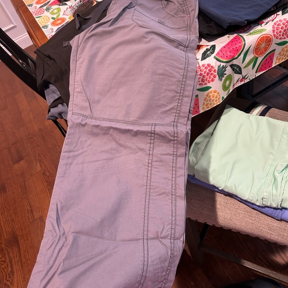 Scrubs - Picture 3 of 8